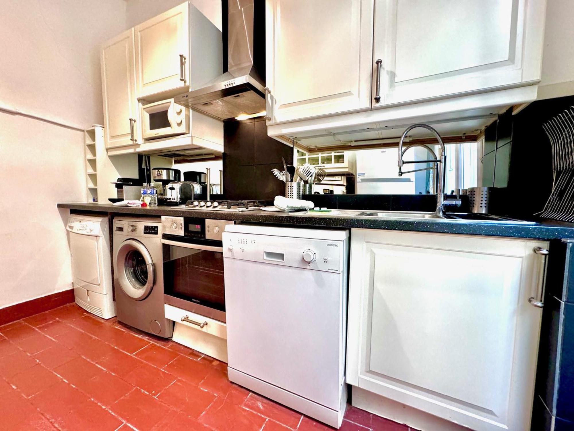 Aparthotel Riviera - Pont Vieux 2 - Old Town - Charm 2 Bedrooms Apartement Ac - 5Mn Beach Nice Eksteriør billede