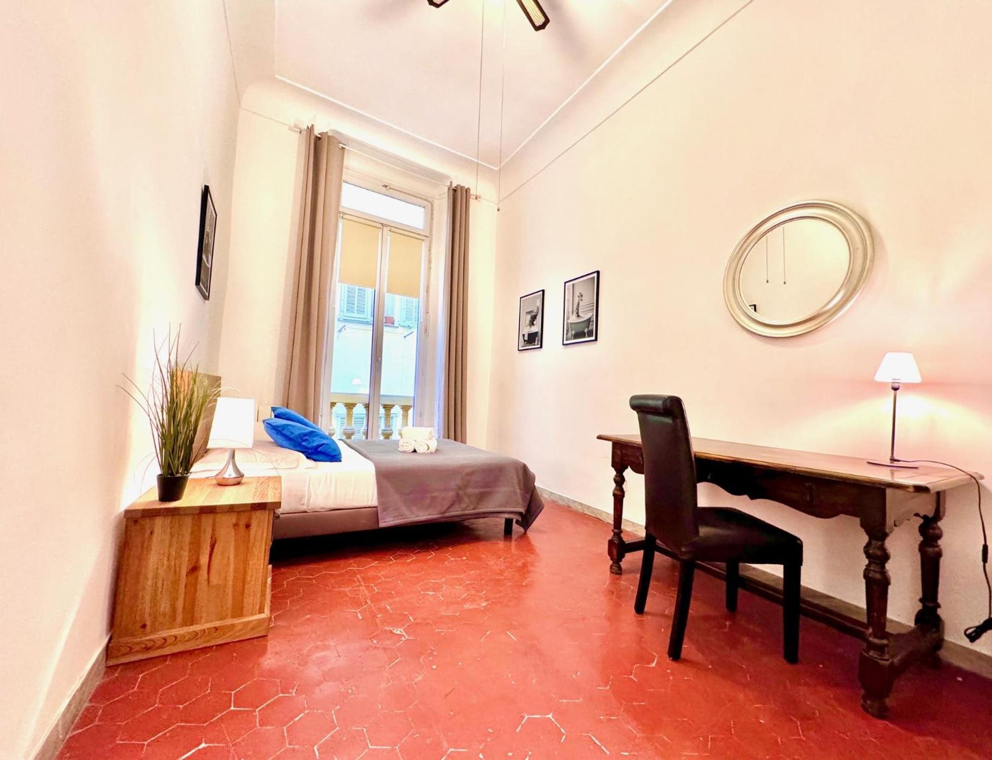 Aparthotel Riviera - Pont Vieux 2 - Old Town - Charm 2 Bedrooms Apartement Ac - 5Mn Beach Nice Eksteriør billede